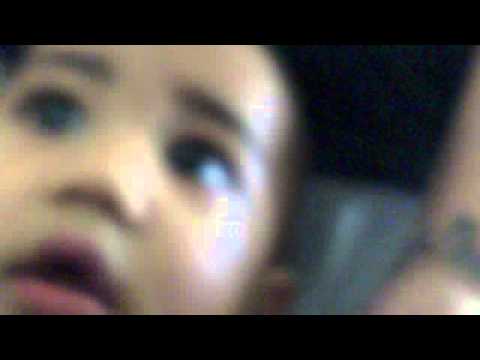 sunia kefu baby eating camera hhehhehe