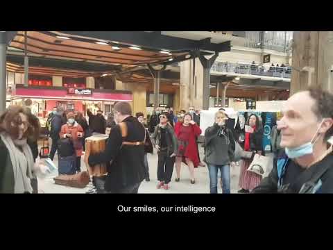 HK - Danser Encore - English subtitles - Flashmob Gare du Nord