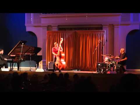 Andrea Manzoni Trio -  Mad Word | Tver Philharmonic Hall! (Russia) 03/o2/16