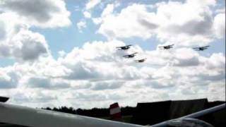 preview picture of video 'Letiště Líně-Antonov An-2 Display Team'