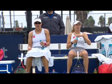 Stefani/Sanders vs Melichar-Martinez/Perez - San Diego Open 2022 - QF