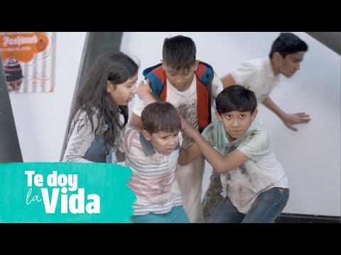 Te doy la vida: Nico huye de Ernesto | C-77 y 78 | tlnovelas