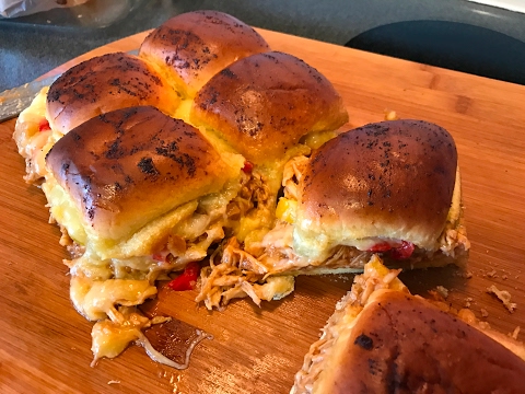 download lagu mp3 mp4 Hawaiian Bbq Chicken Sandwich, download lagu Hawaiian Bbq Chicken Sandwich gratis, unduh video klip Hawaiian Bbq Chicken Sandwich