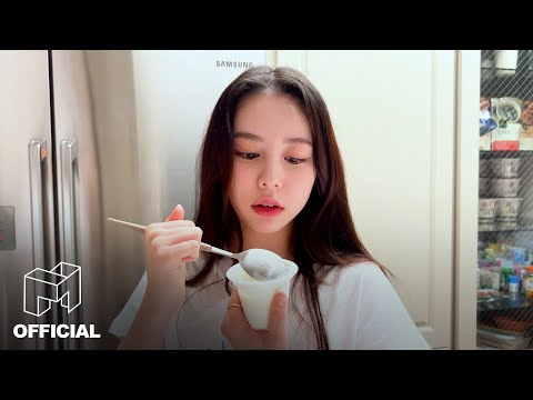 Reek Yogurt | tripleS 트리플에스 : SSSIGNAL 220731