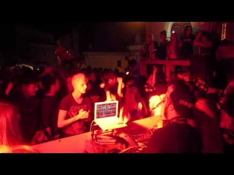 DABADUB SOUND SYSTEM + RAINA outta VILLA ADA POSSE - OVINDOLIAMO 2014
