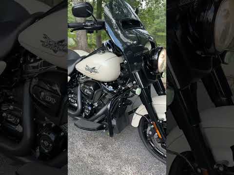 FLRT 2023 Freewheeler®