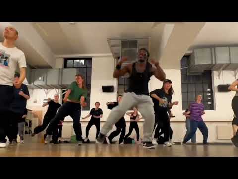 Hip Hop Dance Class at Pineapple Studios - Wu Tang Protect Ya Neck