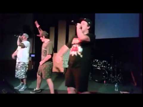 Valiant Warriorz - Valiant [Live]