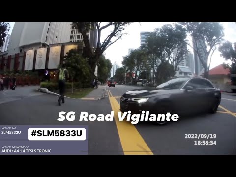 19sep2022 #SLM5833U audi a4 turning right without checking for oncoming traffic