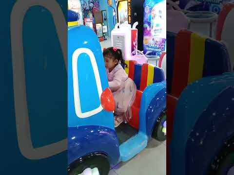 adreena senang bermain #shorts #short #bermainsambilbelajar #funnyshorts #fypシ゚viral #fypシ゚viral