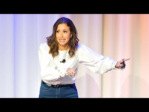 Jamie Hess | Radical Wellness Coach & Influencer | Keynote Speaker | SpeakInc