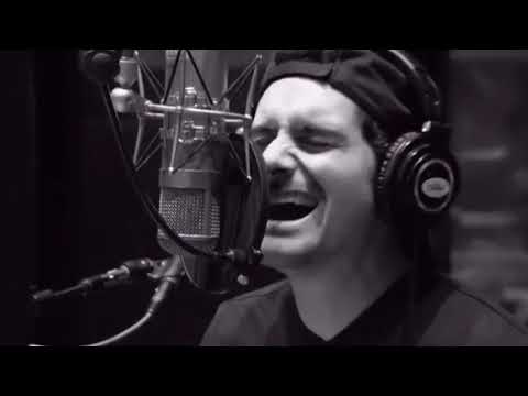 Wildernuts Collision of Worlds by Robbie Williams & Brad Paisley (2015,Music Video)