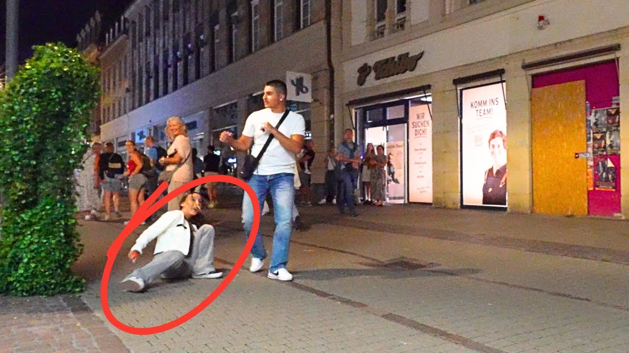 Bushman Prank, You Must Laugh Uncontrollably to These Hot Reactions 🤣