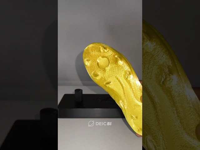Vídeo relacionado con RegalosDeBodaOnline Trofeo réplica Bota de Oro Personalizado Grabado (14 cm de Altura)