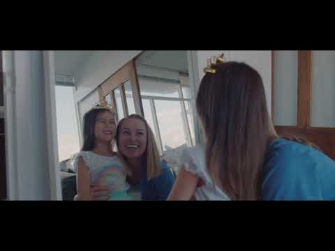 G Flip - Queen feat. mxmtoon [Official Music Video]