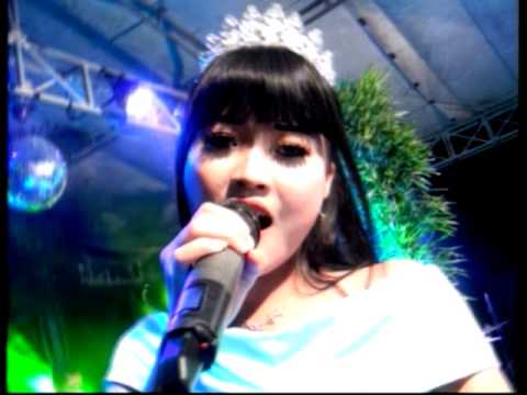 download lagu mp3 mp4 Download Lagu Rindu Menyayat Hati, download lagu Download Lagu Rindu Menyayat Hati gratis, unduh video klip Download Lagu Rindu Menyayat Hati