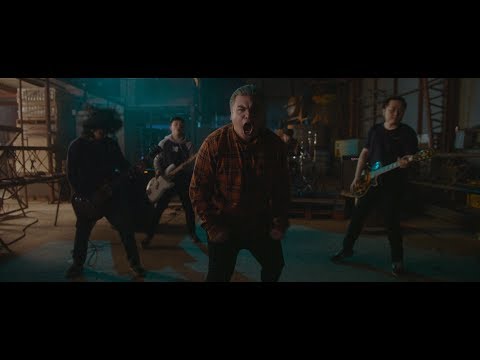 Snakefight - We Are The Broken! (Official Music Video)