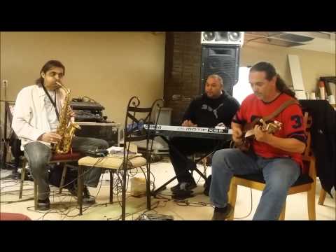 Orkestar Urnebes Toronto 1