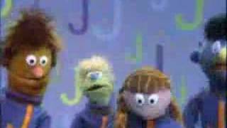 Sesame Street - J Friends (1971)