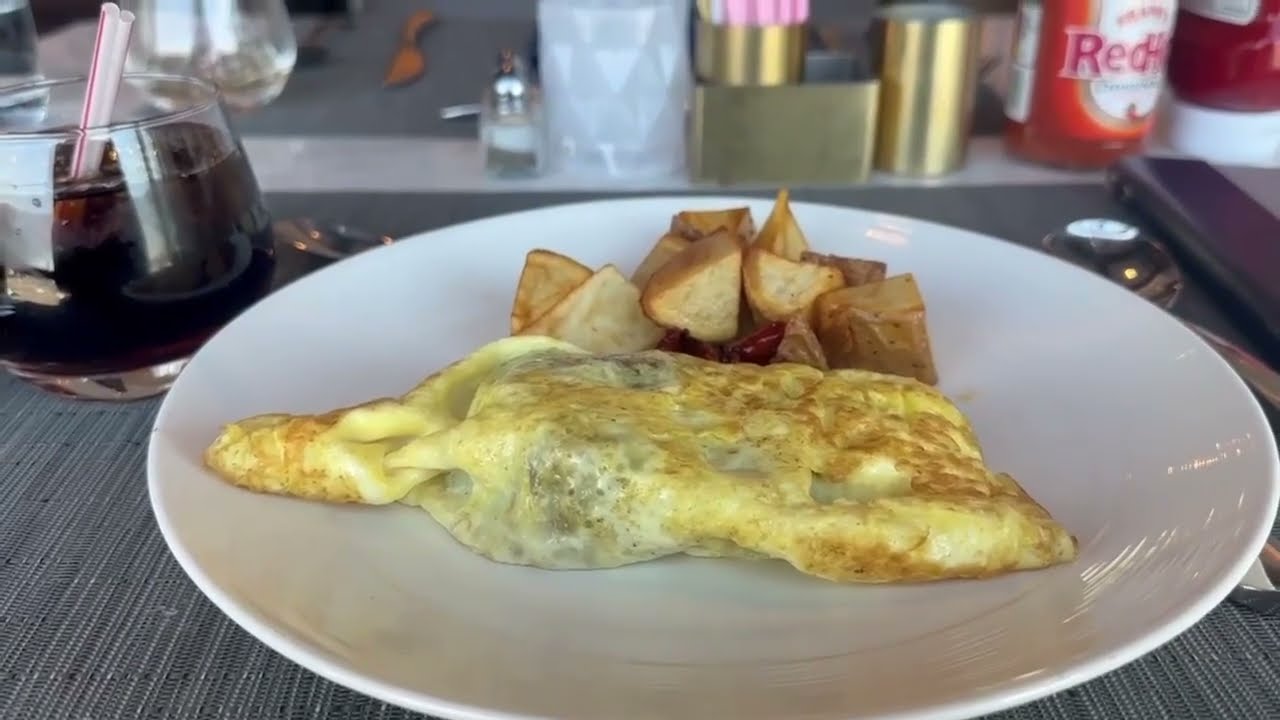 British Airways Galleries Club Lounge