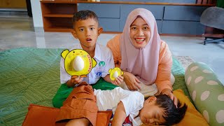 Download lagu ALI SNACKS EGG CANDY 😱 MAKES AZAM SLEEP mp3 Download lagu ALI SNACKS EGG CANDY 😱 MAKES AZAM SLEEP mp3