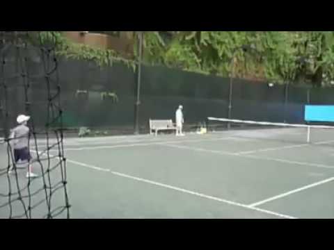 Amazing this Kid 8Years old VS FEDERER!!!!