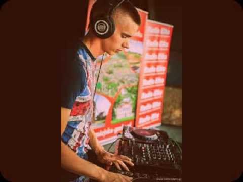 Next Episode Music & Boneless (Lucas Mash-Up)