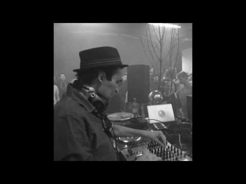 Heimlich Knüller La ola electrónica Z-Bau 01-04-2017