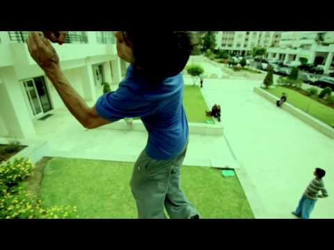 The One where Carregado is thrown away