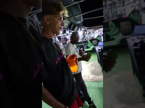 Dj Maicon e Dançarinas no trio pitbull carnaval de Paratinga Bahia 2026