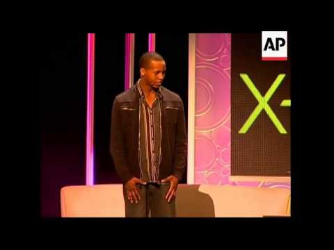 Microsoft unveils a sleeker, quieter Xbox 360 and its new Kinect system