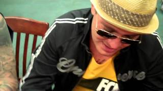 Charlie Scene gives Da Kurlzz a BJ!! lol Hollywood Undead