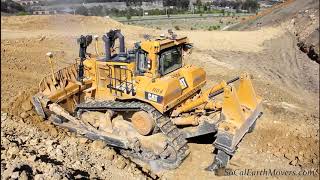 Some Big Cat’s Working on Residential Grading Site