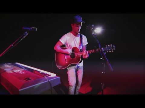 Andrew Ripp - Falling Faster Live (Loop Pedal)