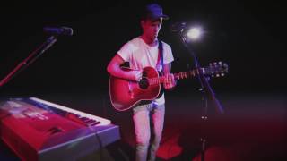 Andrew Ripp - Falling Faster Live (Loop Pedal)