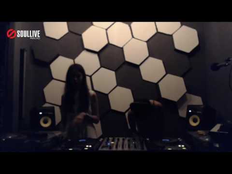 Ground Floor Radioshow Level 38 - Maiden Obey (21.06.2016)