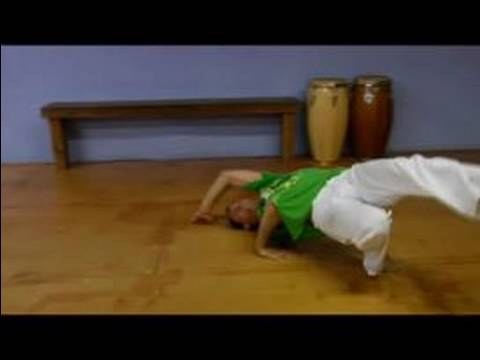 Advanced Capoeira Moves : How To Do A Negativa Au Giratoria