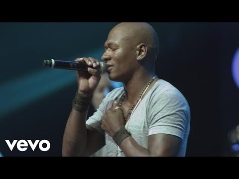 Turma do Pagode - A Gente Tem Tudo a Ver ((O Som das Multidões Ao Vivo) [Clipe Oficial])