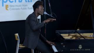 Benjamin Clementine plays "Condolence" at OpenAir