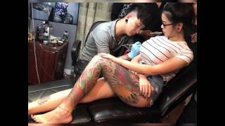 HER BOOB POPS WHILE GETTING A TATTOO!!! (Things I 