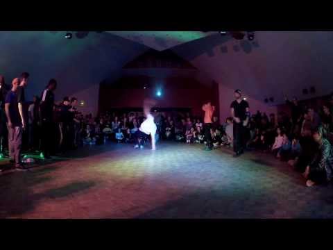 Bloishington (BLOIS) vs Moon Runners (ORLEANS) - Battle dans les n'Ormes