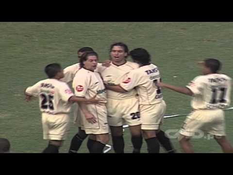 Universitario 3 - Sporting Cristal 4 (Estadio Monumental 2002)