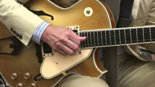 John Pizzarelli - &quot;How High the Moon&quot; (solo) at the Fretboard Journal