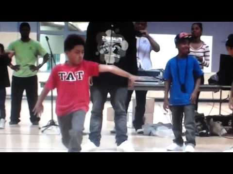 The Art of Teknique-Random freestyle at The Boys&Girls Club