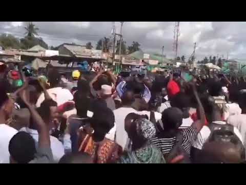 "HATUCHANJWI" NI MAJIBU YA WANANCHI YAMESIKIKA MBELE YA RAIS SAMIA  "TUNACHANJWA HATUCHANJWI?"