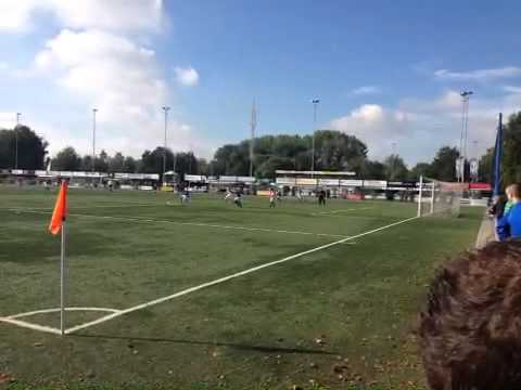 Woezik D1 (za) vs. Beuningse Boys D1 (za) 12-10-2013 12:16