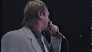 Dr Feelgood - She Does It Right ("Live in London" album)