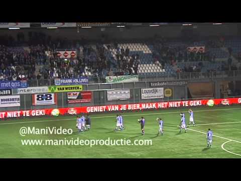 Opkomst Fc Zwolle - AGOVV 24-03-2012 ©MaNiVideo