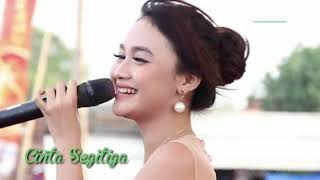 Download lagu Cinta segitiga - Arlinda Putri Adella mp3