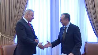L’Ambassadeur nouvellement nommé de Russie a remis les copies de ses lettres de créance au Ministre des Affaires étrangères d’Arménie
